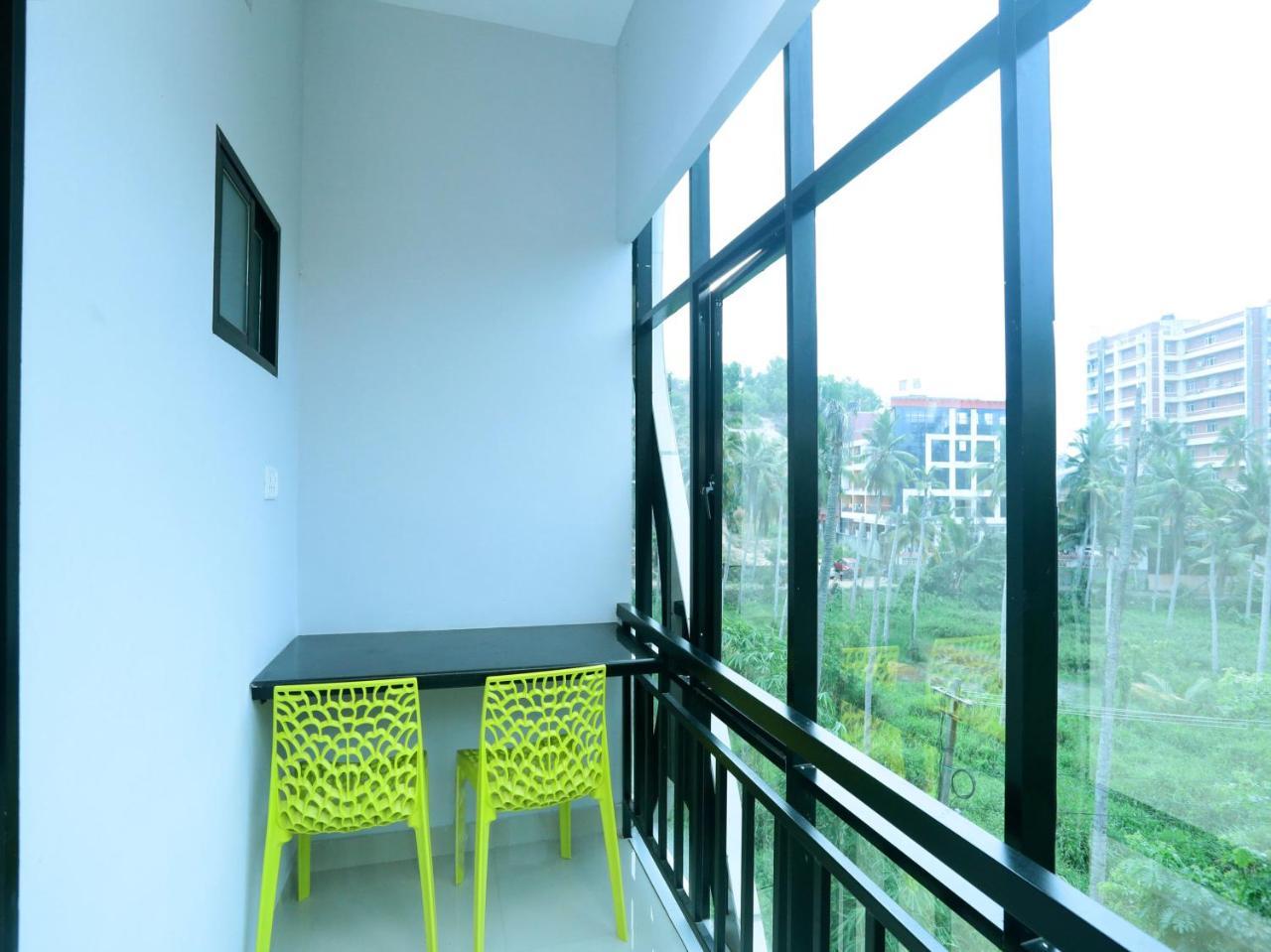 Oyo 9557 Near Kims Hospital Hotel Thiruvananthapuram Eksteriør billede