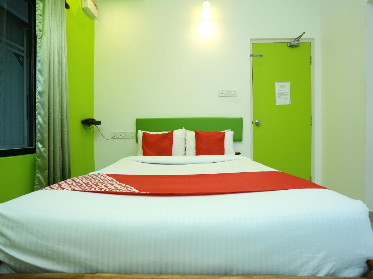 Oyo 9557 Near Kims Hospital Hotel Thiruvananthapuram Eksteriør billede
